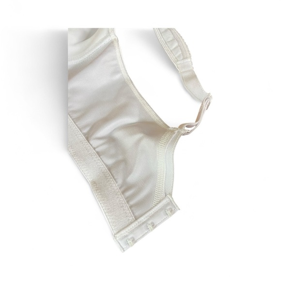 Playtex White Floral Bra - Picture 3 of 7